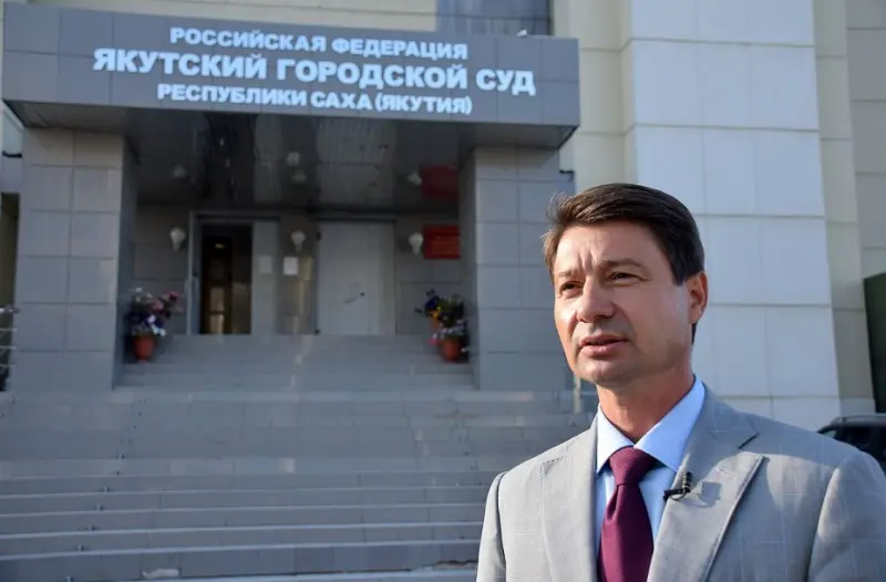 «Позор всероссийского масштаба»: Юрист «Партии дела» о снятии Владимира Федорова с выборов мэра Якутска