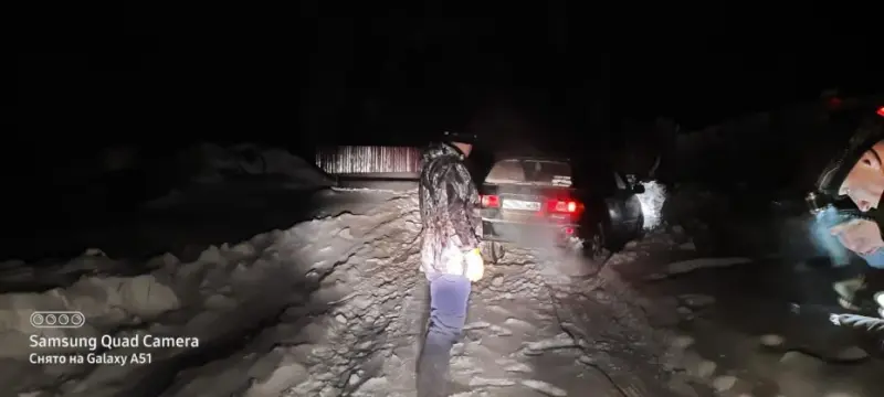 Ночное спасение людей в Нерюнгринском районе