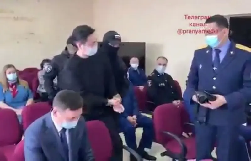 Арестован на совещании прокуратуры за длительную задержку зарплаты работникам гендиректор ООО «Сахапроект»