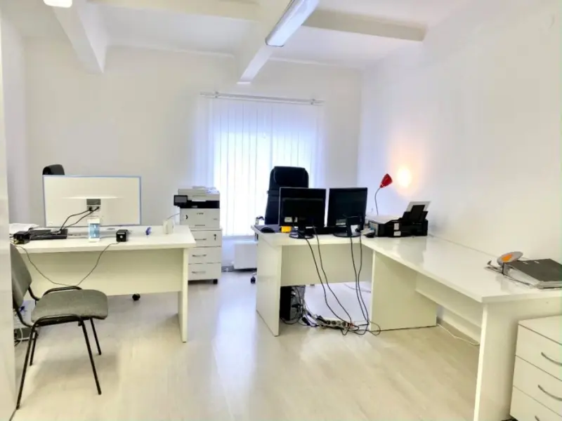 Объявляется конкурс на аренду нежилых помещений в бизнес-инкубаторе Якутске