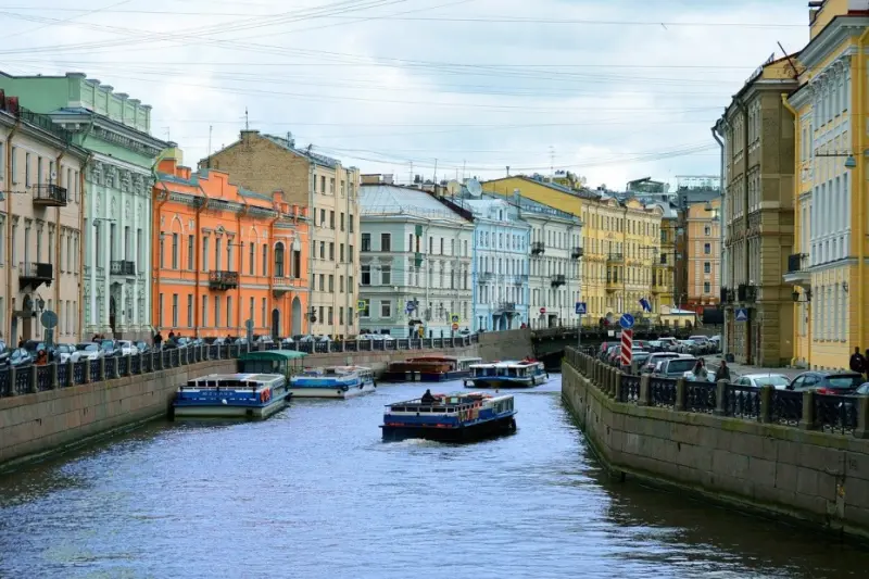 Названы самые желанные для переезда города РФ