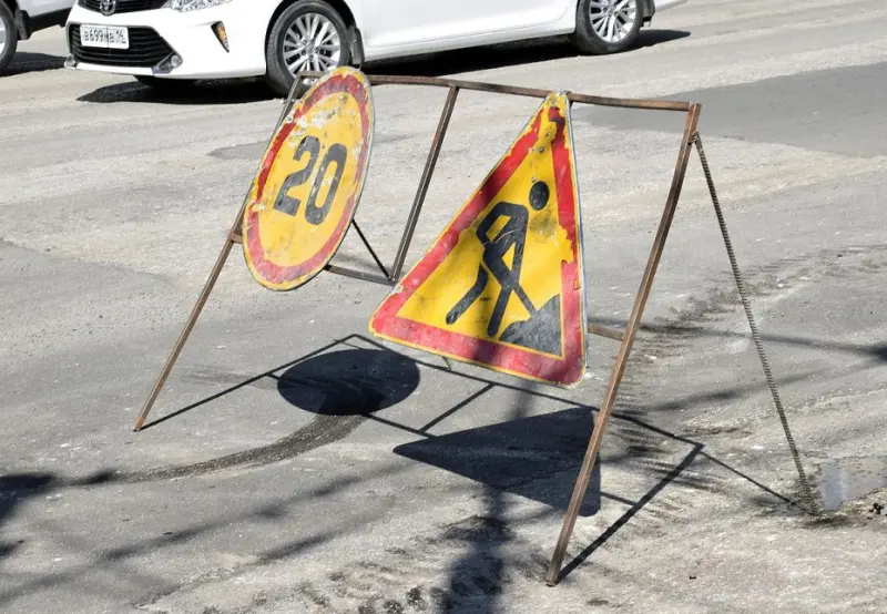 Временно ограничено движение транспортных средств на пяти улицах Якутска