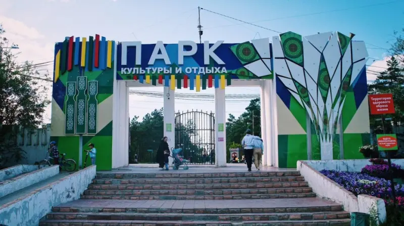 Бродячие собаки оккупировали парк культуры и отдыха в Якутске