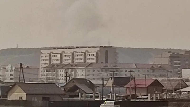 Возле Якутска действуют два лесных пожара