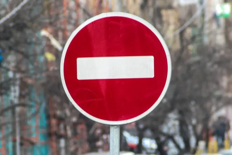 В Мархе временно ограничено движение транспорта по улице Советская