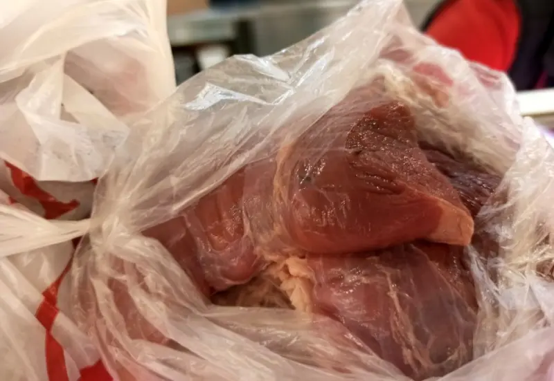 Мясная продукция в которой выявили вирус африканской чумы свиней не попала на прилавки в Якутии