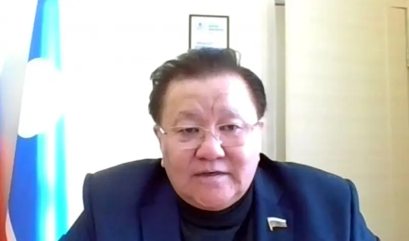 Федот Тумусов: «Единая Россия» зажимает деньги на здравоохранение в ожидании «чёрного дня»