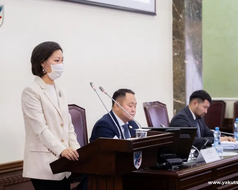 Депутаты Гордумы приняли проект бюджета города Якутска на 2022-2024 годы в первом чтении