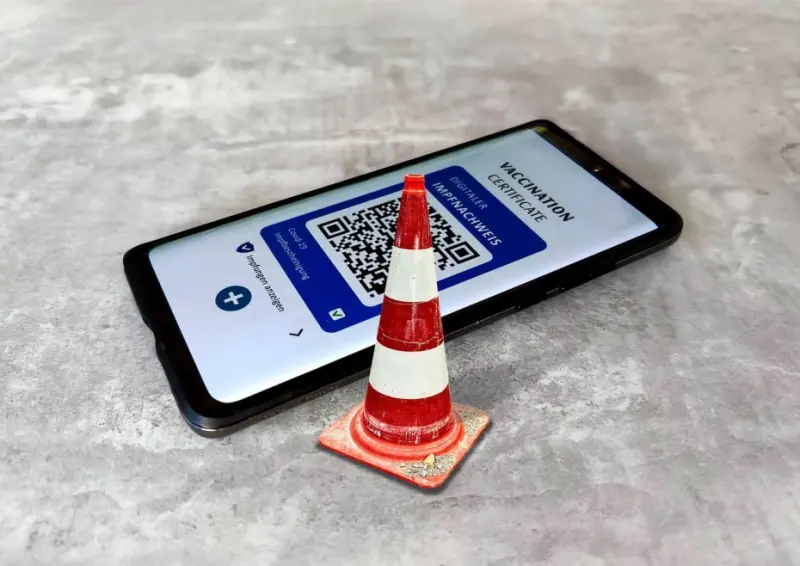 В Хабаровске вводят QR-коды для входа в ж/д вокзалы, аэропорты и другие значимые объекты