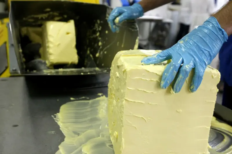 300 кг небезопасной молочной продукции чуть не поступили в районную больницу Мирного