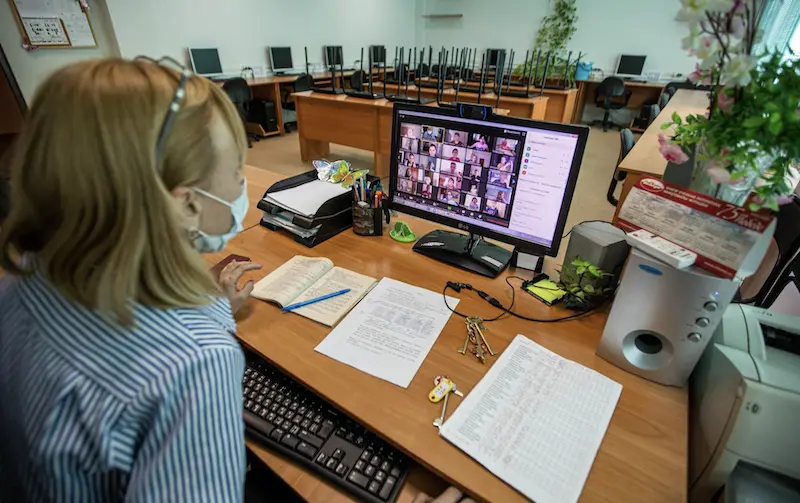 Дистанционное обучение продлили для учащихся 1-8 классов в Якутске