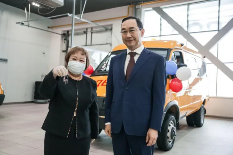 Якутские школы получили новые автобусы в 2021 году