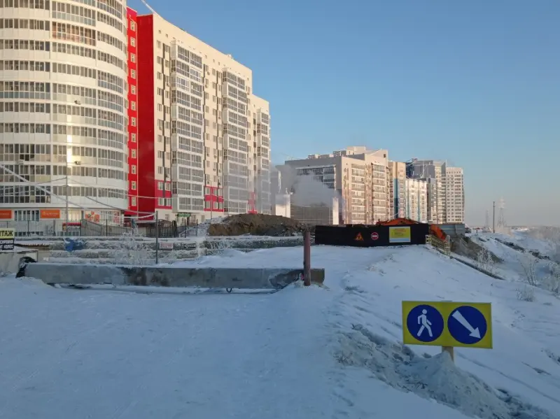 Фотофакт. Перекрыта дорога на 203 микрорайон