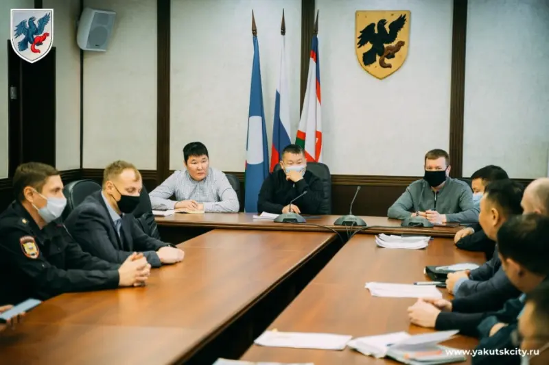 Дмитрий Садовников проверил ход проведения оперативных мер по отлову безнадзорных животных в городе Якутске