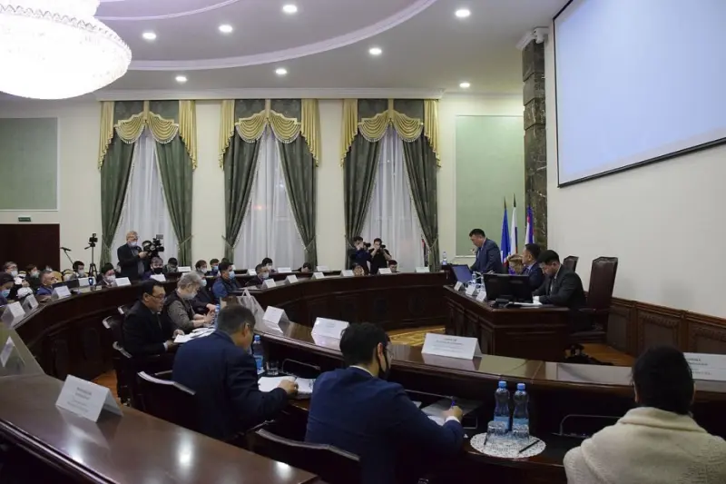 Взять и отменить? Поправки к закону о беспризорных животных обсудили в Якутской Гордуме