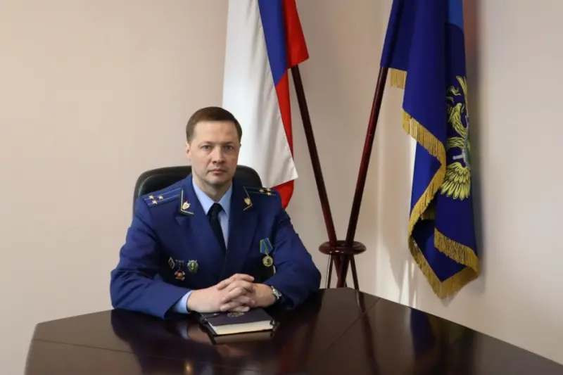 Антон Николенко назначен на должность прокурора города Якутска