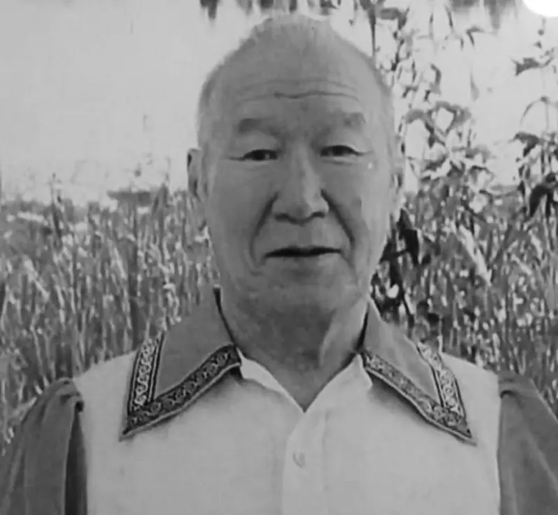 Умер ветеран труда Якутии Иван Авелев