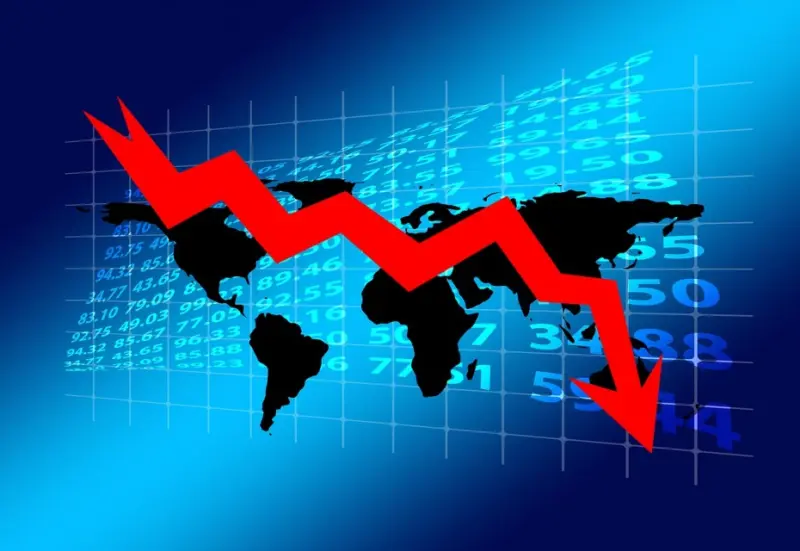 России прогнозируют падения ВВП  в 2022 г. на 10% и нулевую динамику в 2023 г.