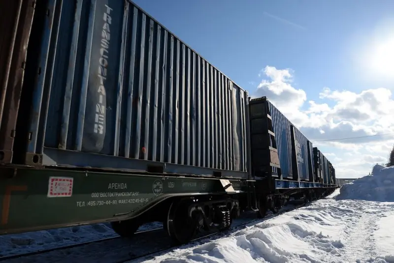 400 вагонов с продовольствием прибудут в Якутию до закрытия автозимников