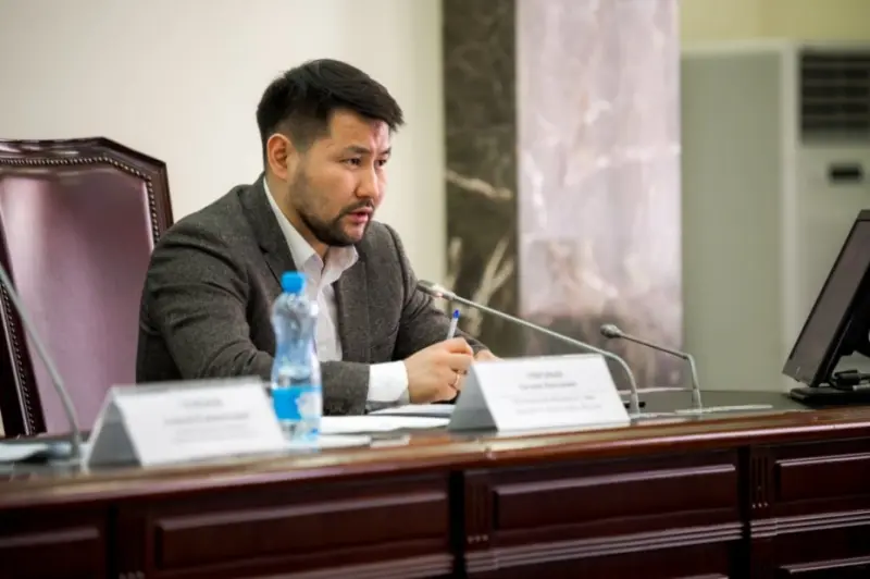 Глава Якутска призвал ускорить темпы строительства канализационного коллектора № 3