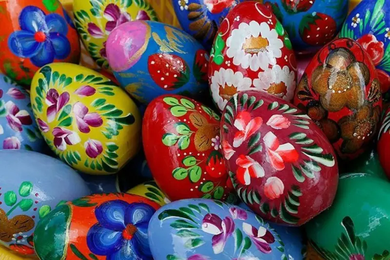 Диетолог назвала оптимальные сроки хранения пасхальных яиц