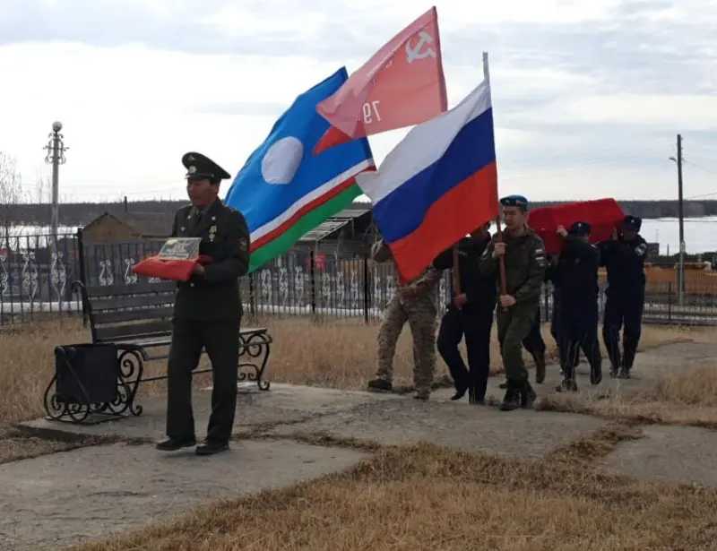 В Наяхинском наслеге Якутии перезахоронили останки солдата Ивана Сивцева
