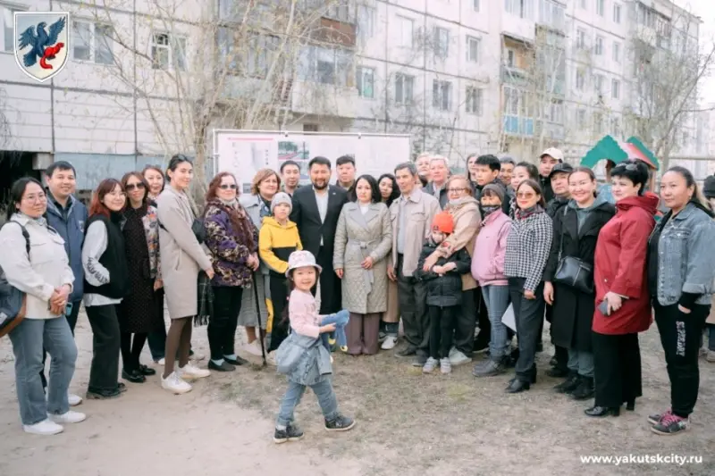 В Якутске продолжаются встречи с жителями перед стартом благоустройства дворовых территорий
