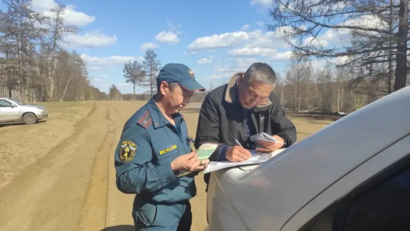 По данным Авиалесоохраны 12 природных пожаров зарегистрировано на территории Якутии