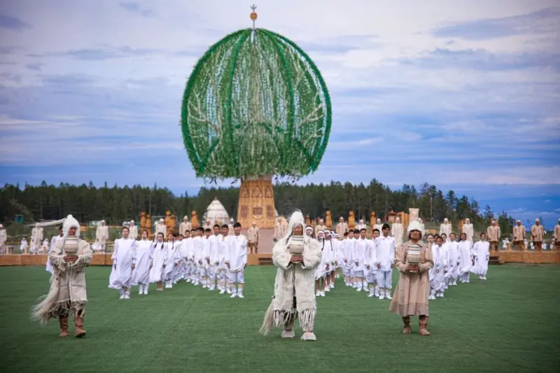 В Якутии отмечается Ысыах. Поздравление Айсена Николаева