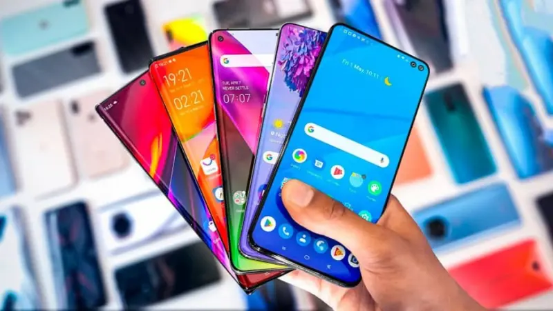 В России возник дефицит деталей для смартфонов Samsung и Huawei