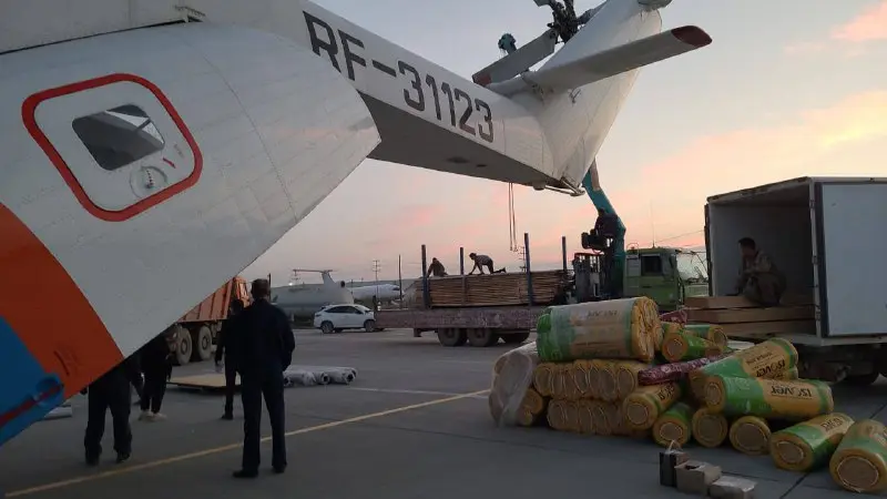 Очередной рейс вертолета Ми-26 доставил стройматериалы в Верхоянский район