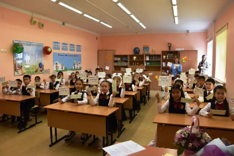 Школьники организовали сбор средств для детей с инвалидностью и нуждающихся в лечении