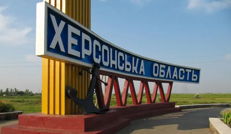 Жалобы людей на отказ предпринимателей продавать за рубли поступают из Херсонской области