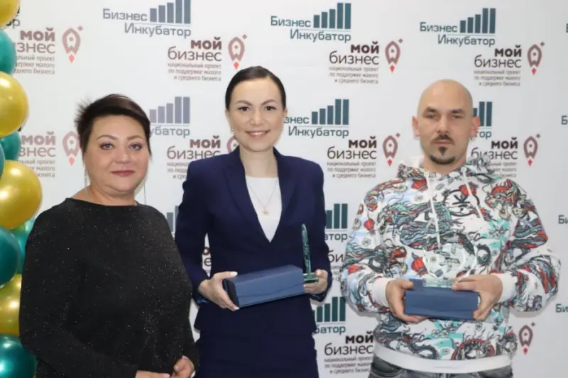 Музыкант Евгений Камарицын и юрист Оксана Кайгородова стали первыми выпускниками Ленского бизнес-инкубатора