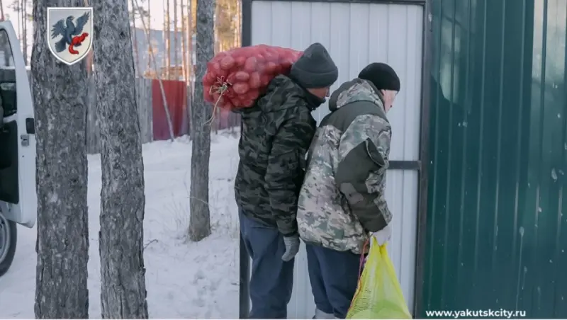 В Якутске продолжают доставку продуктовой помощи семьям мобилизованных