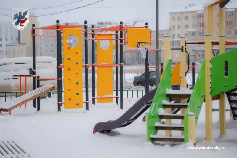 Жители Сайсарского и Центрального округов оценили благоустройство своих дворов по улице Лермонтова