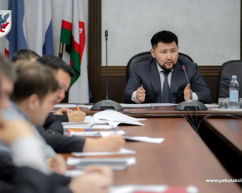 Евгений Григорьев поручил обеспечить безопасность граждан и объектов жизнеобеспечения в новогодние праздники