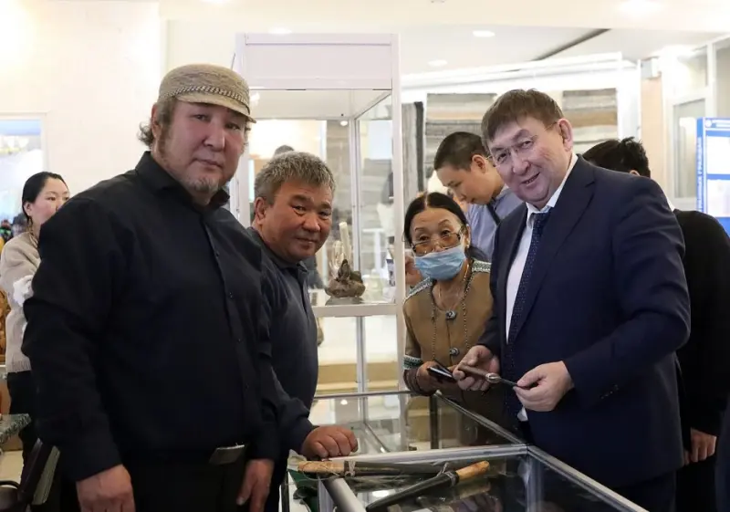 Пять лучших мастеров народных художественных промыслов выберут в Якутске