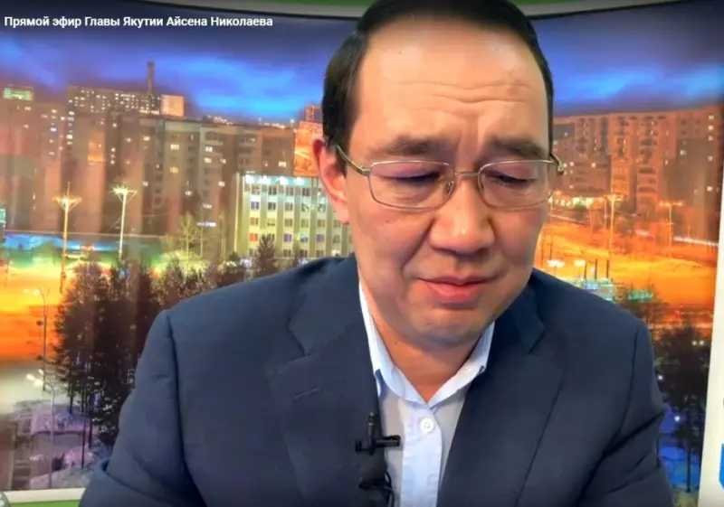 Айсен Николаев проигнорировал все вопросы журналистов — что дальше?