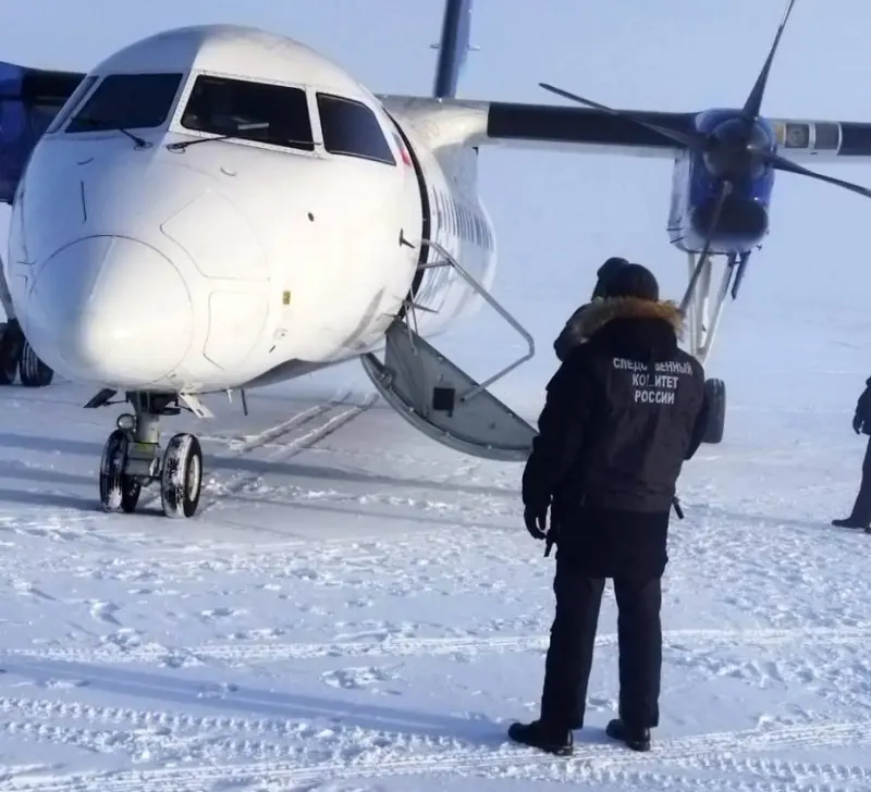 В Bombardier Q300 «Якутии» сработал датчик неисправности при полете – проводится проверка