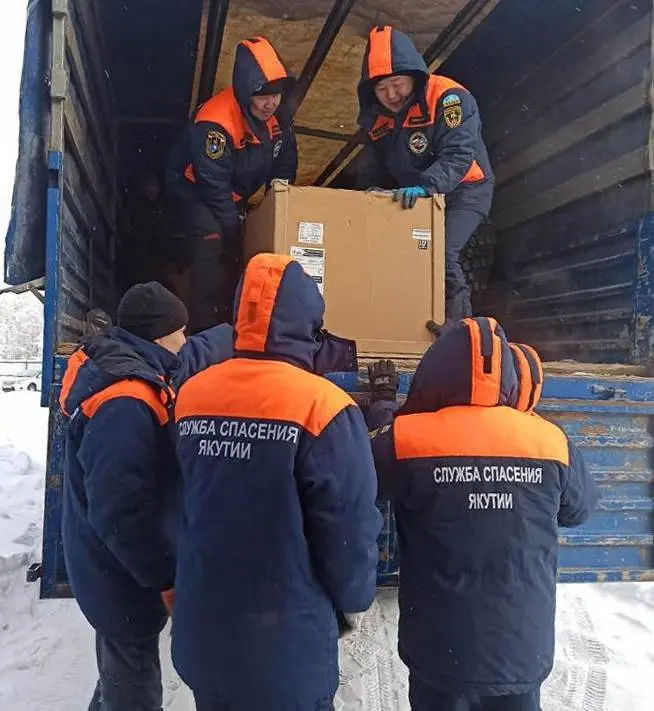 В Чурапчу после крупной аварии доставлены дизель-генераторы