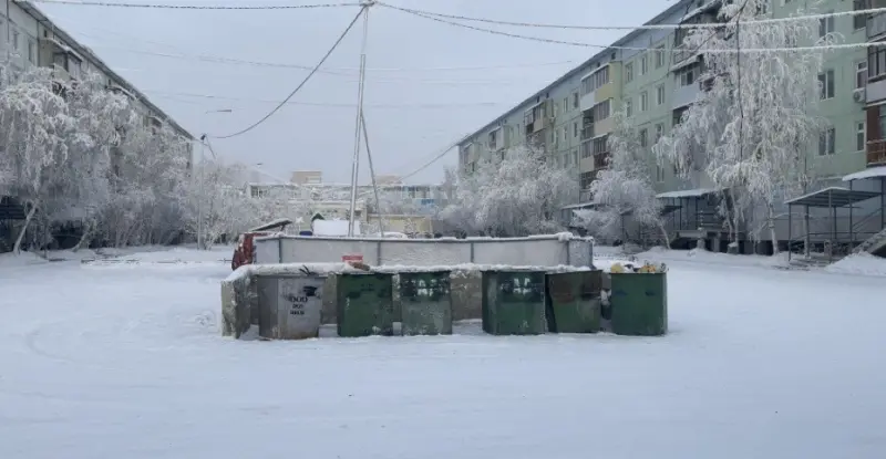 Чтобы не забивали баки жилого дома, рестобару сделают отдельную мусорную точку