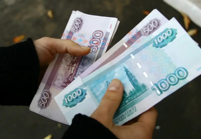 На продаже товара «мимо кассы» попался продавец магазина цифровой техники в Якутске