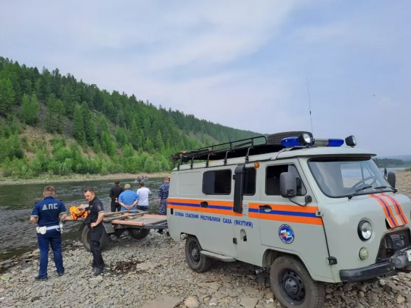 Тела двух утонувших человек достали из реке Чульман