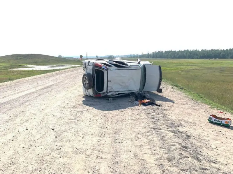 В Таттинском районе водитель погиб, опрокинув автомобиль