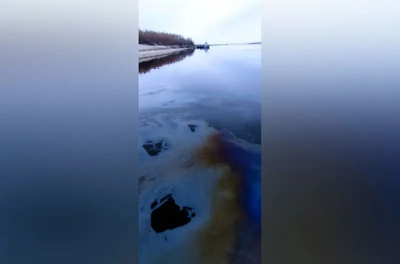 Администрация Кангаласс подтвердила наличие мазутного пятна возле микрорайона