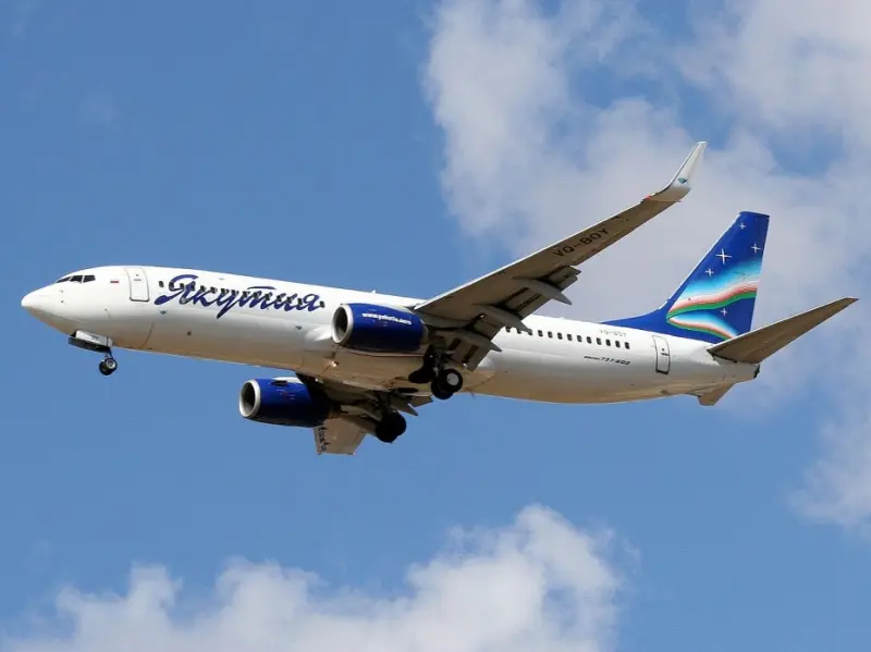 Фрагменты шасси отвалились от Boeing 737-800 вылетевшем из Якутска в Москву - проводится проверка