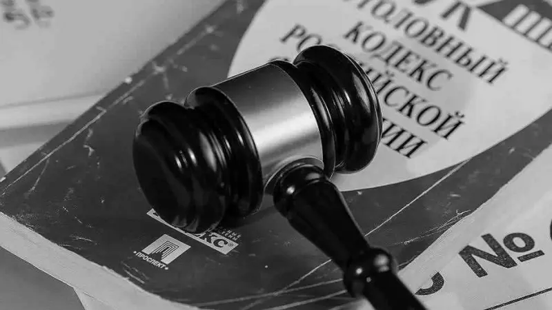 Житель Нерюнгри хотел отмазать сына от уголовной ответственности и сам попался на взятке