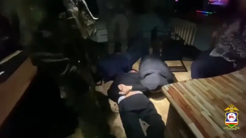 Супружеская пара в Якутске зарабатывала на деятельности двух подпольных игорных клубов