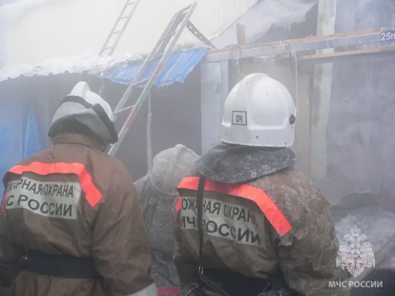 Мужчина погиб при пожаре в доме по улице Кирсановой в Якутске